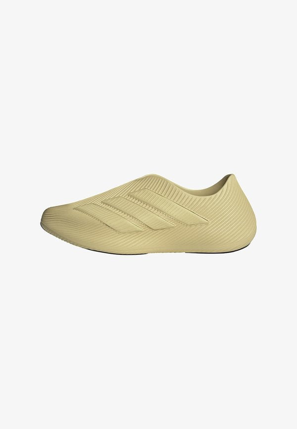adidas Sportswear PURECHILL - Trainers - golden beige golden beige core black