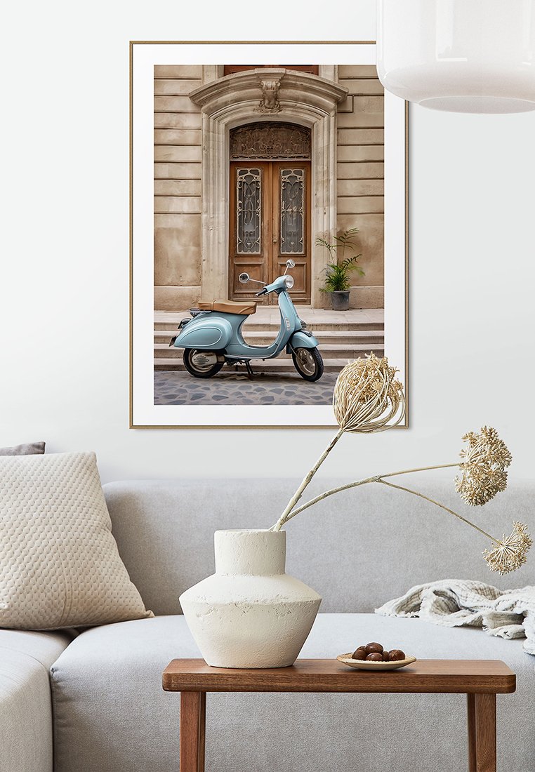 Orange Wallz VESPA POSE