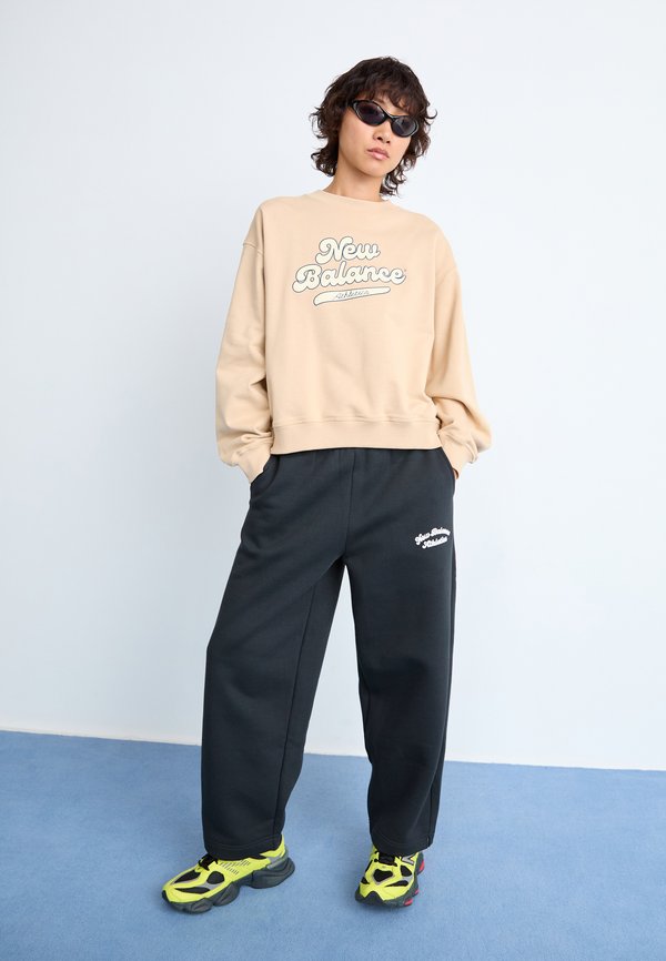 New Balance ATHLETICS LEGACY CREW