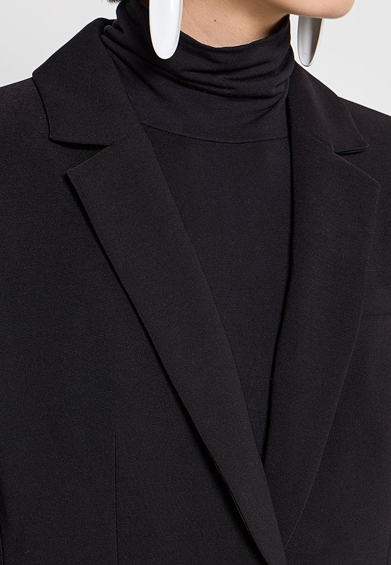 DKNY