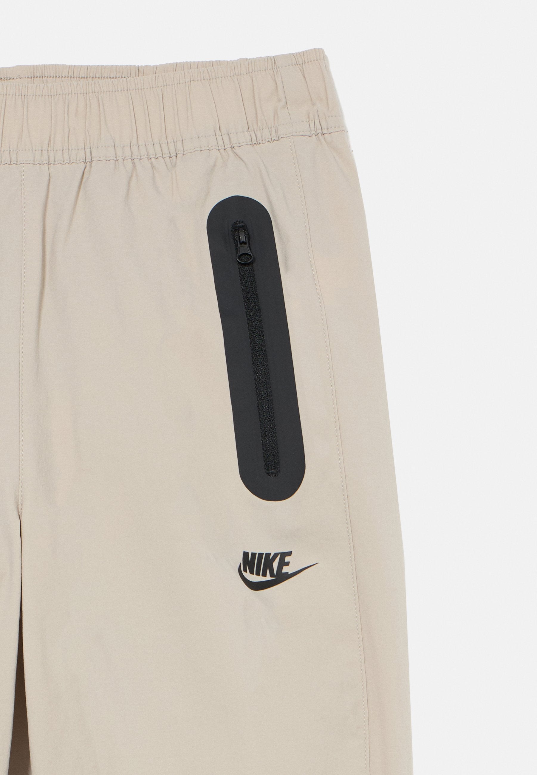 Nike Sportswear UNISEX