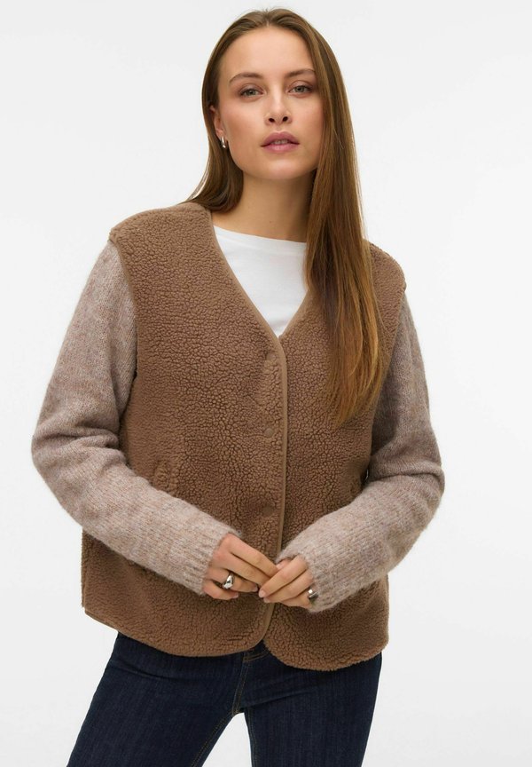 Vero Moda VMJOSEFINE SL TEDDY GILET EXP - Waistcoat - fossil