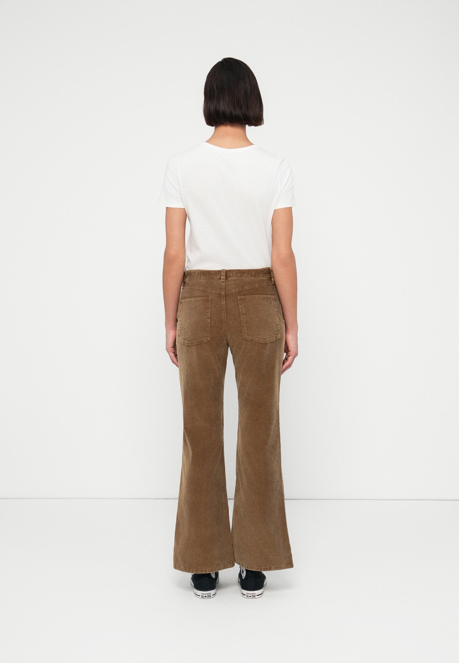 GAP SLOUCHY