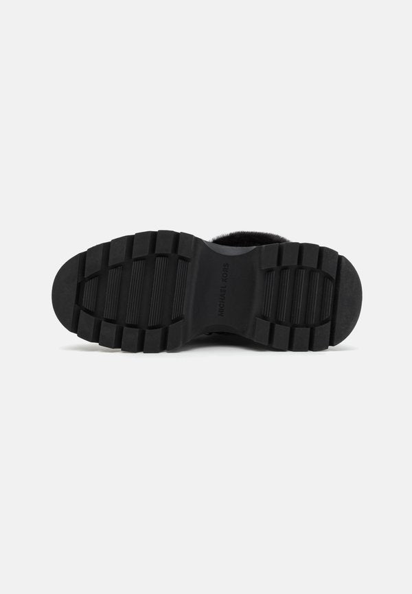 MICHAEL Michael Kors SHILOH BOOT