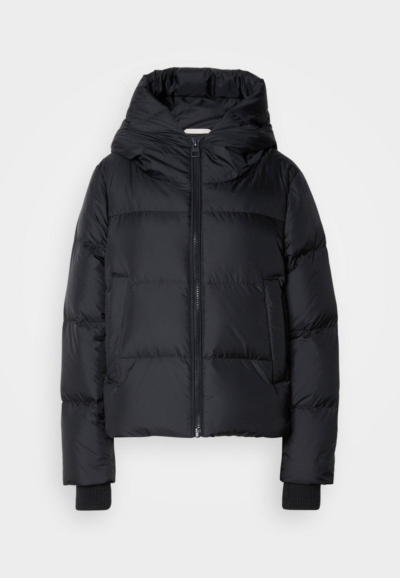 WITH HOOD SIDE SLITS WITH ZIPPER Media 1