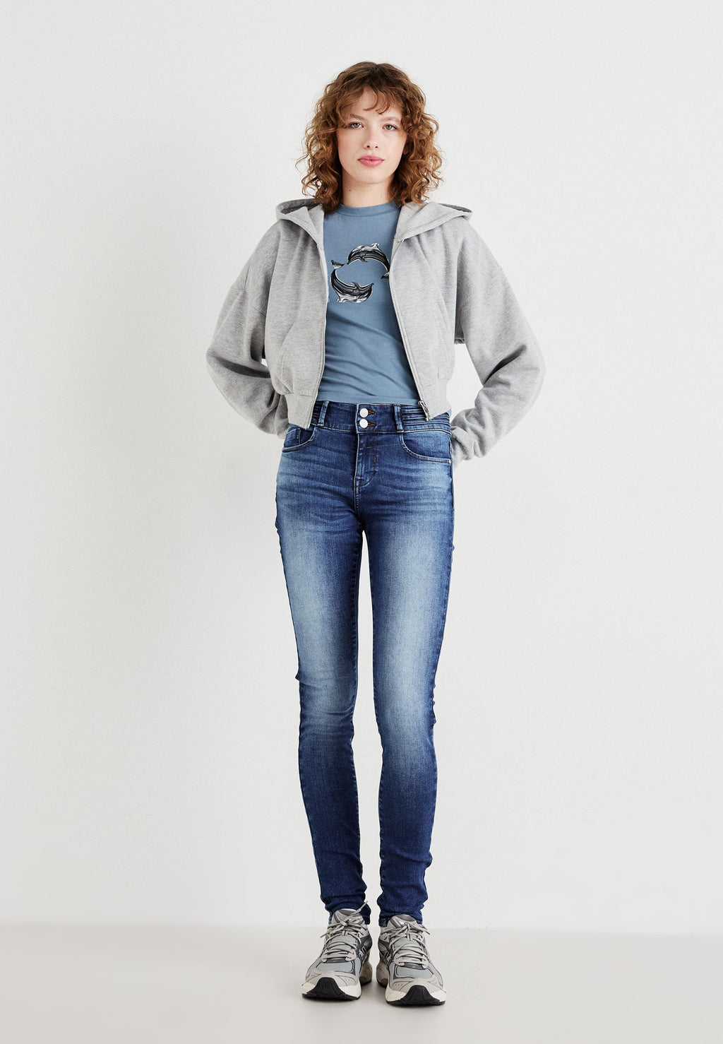 ONLBLUSH MID WAIST BOX Media 2