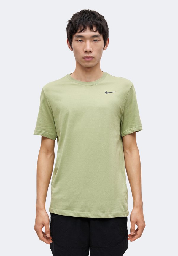 Nike Performance TEE CREW SOLID - Sports T-shirt - dusty olive/black