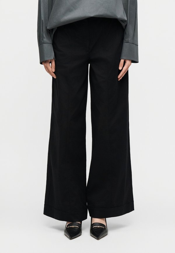 MM by MaxMara MMLSTRENNA