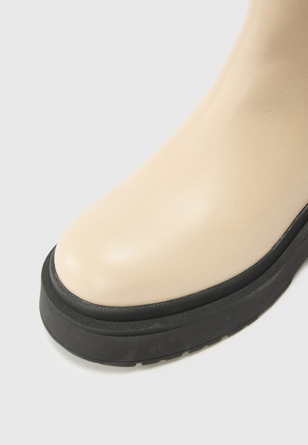 Tommy Jeans