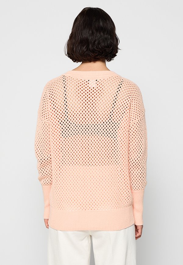 DKNY