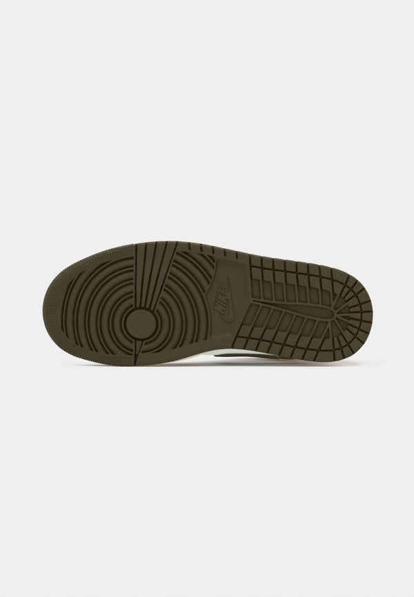 Jordan AIR JORDAN 1 MID