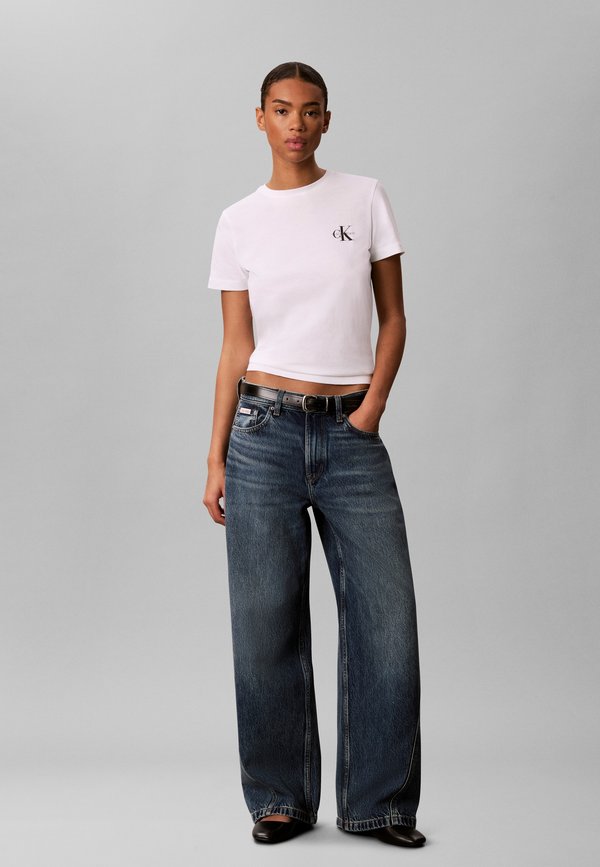 Calvin Klein Jeans MONOLOGO TEE 2 PACK - Basic T-shirt - bright white / rhododendron