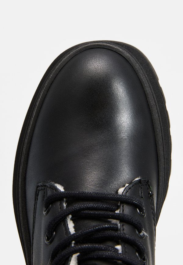 Steve Madden COAST-FL