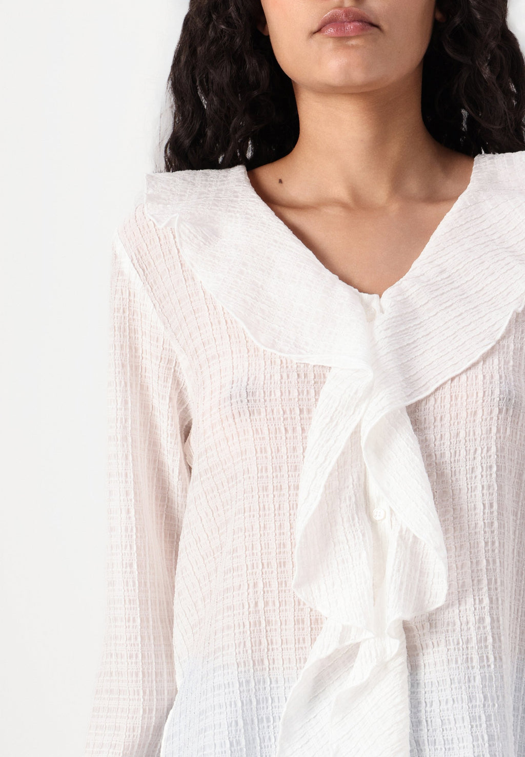 ONLY ONLISA V NECK FRILL