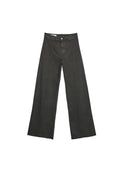 Weite Jeans in dunkelgrauem Denim mit sichtbaren Nähten, Knopfverschluss und fransigem Saum. Sie haben eine hohe Taille und eine gerade Silhouette.