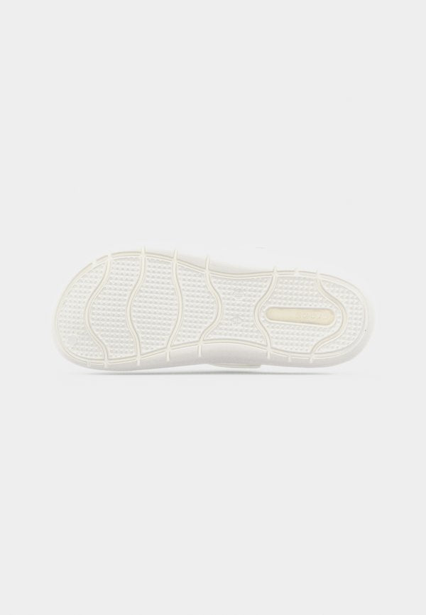 Crocs INMOTION