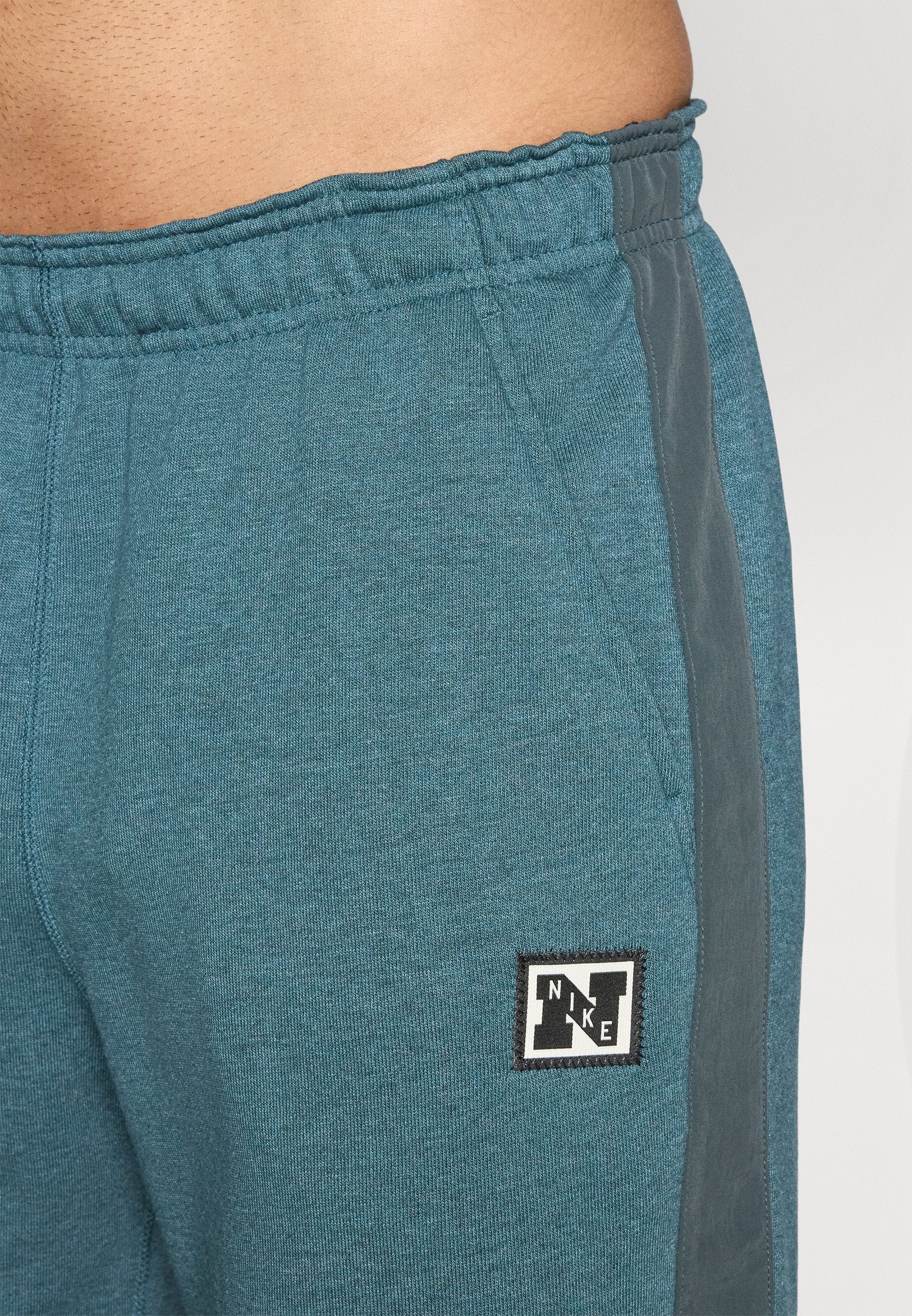Nike Performance HERITAGE PANT