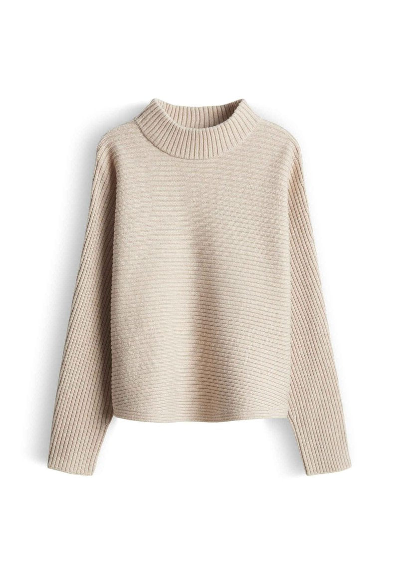 LOOSE FIT O-SHAPE Media 1