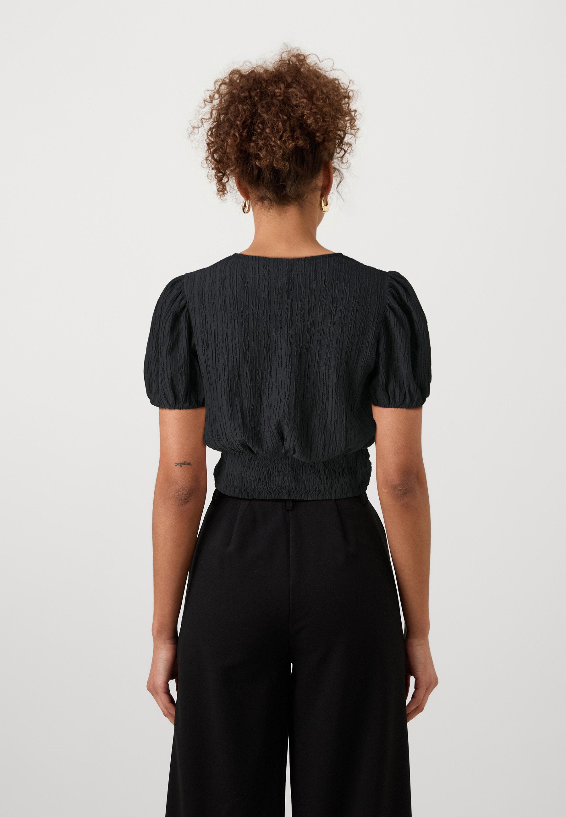 Vero Moda Tall VMANDREA CROPPED