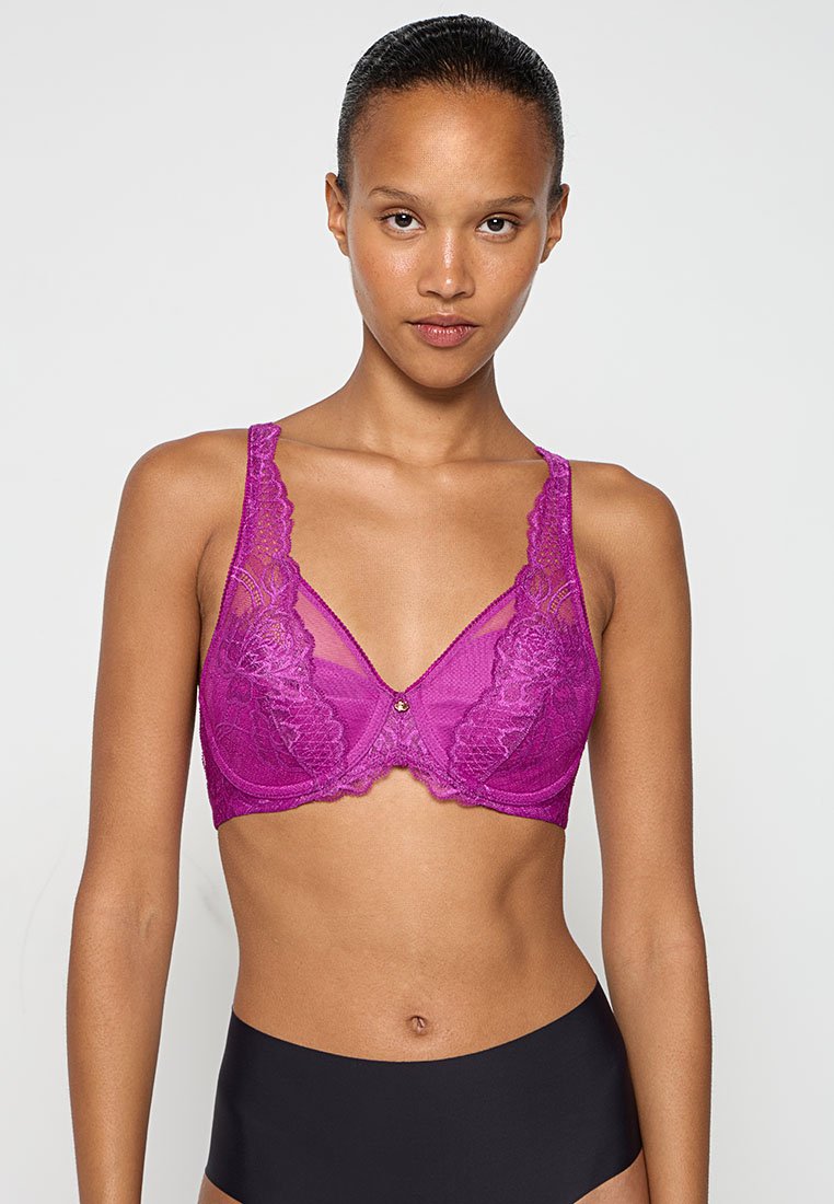 Triumph MIT BÜGEL WILD PEONY FLORALE