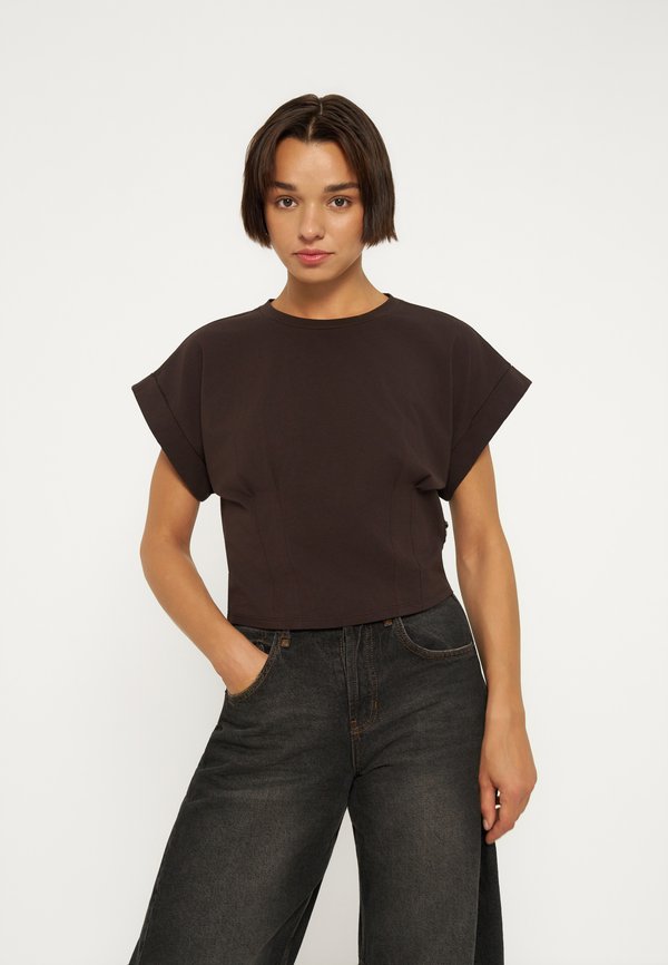DKNY