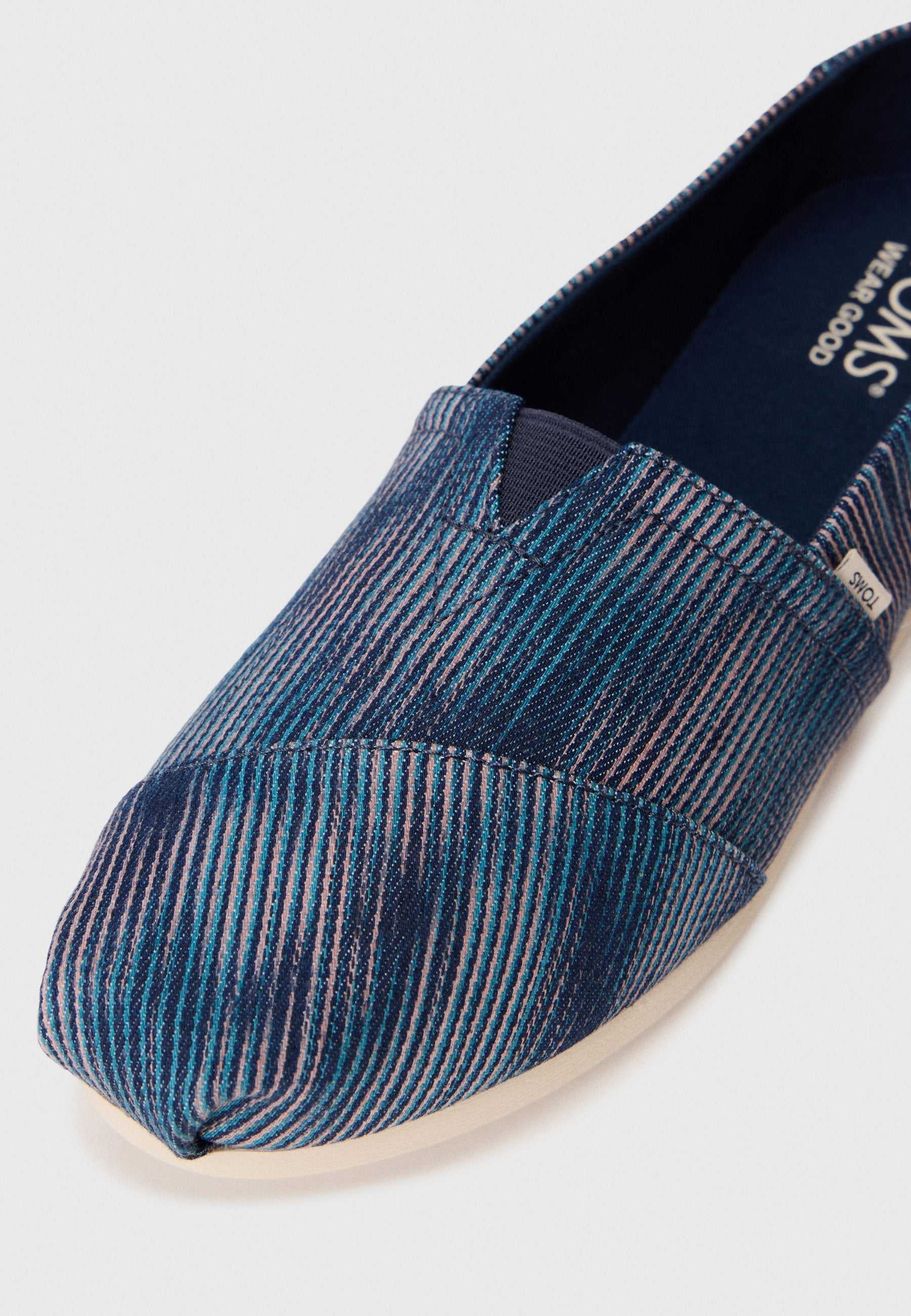 TOMS
