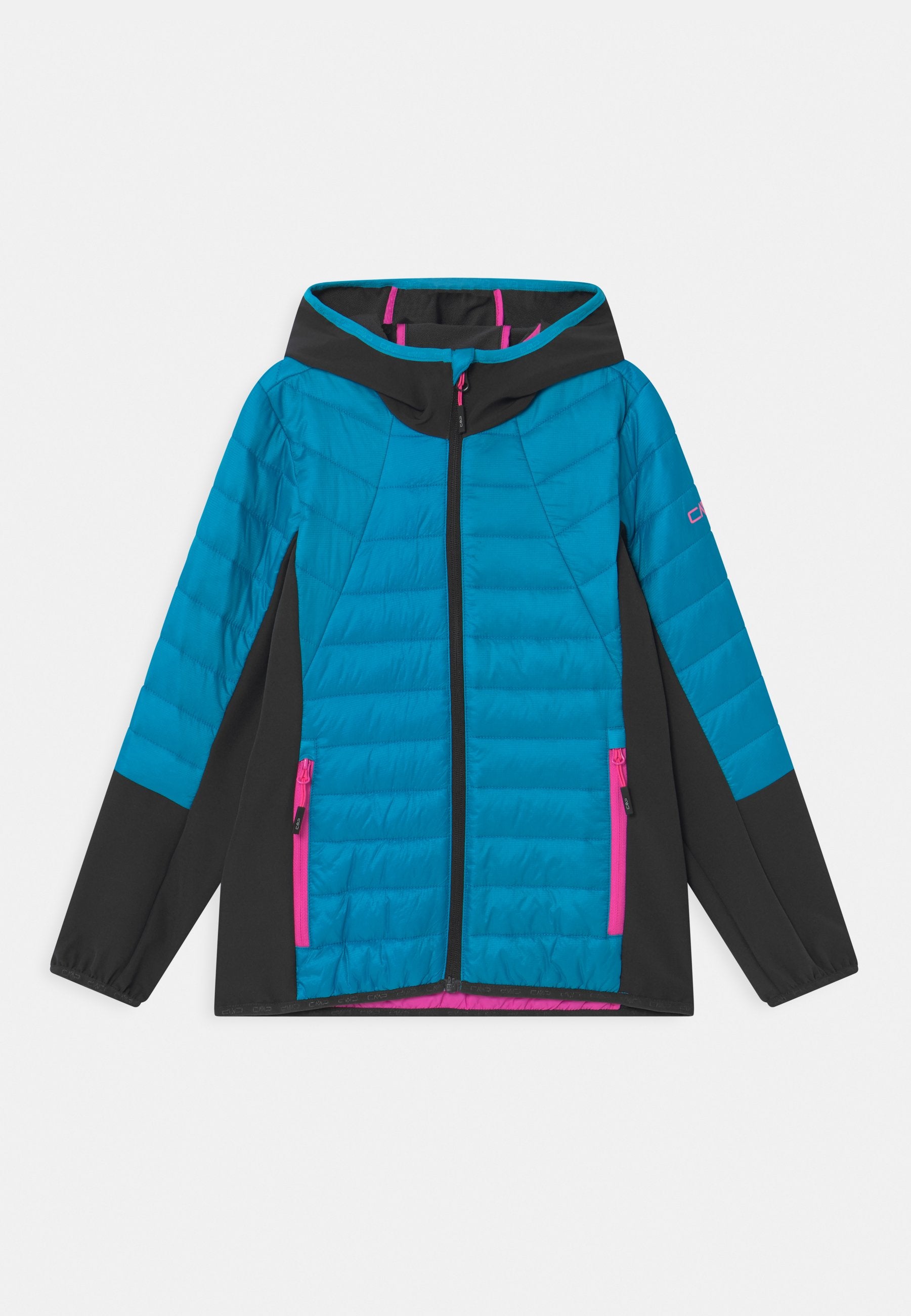 Gefütterte Jacke mit einem leuchtend blauen Oberteil, schwarzen Ärmeln und pinken Reißverschlussakzenten. Enthält eine Kapuze und Seitentaschen. Texturiertes Design.