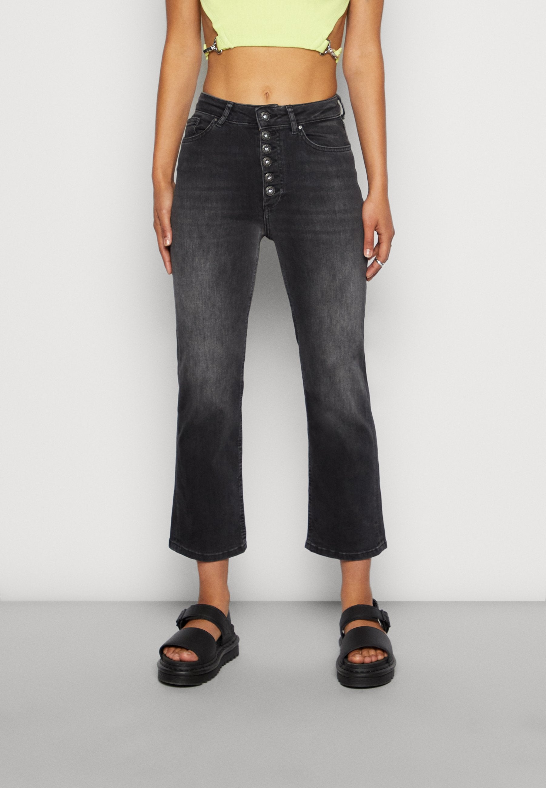 ONLEVELINA HIGH WAIST ANKLE Media 3