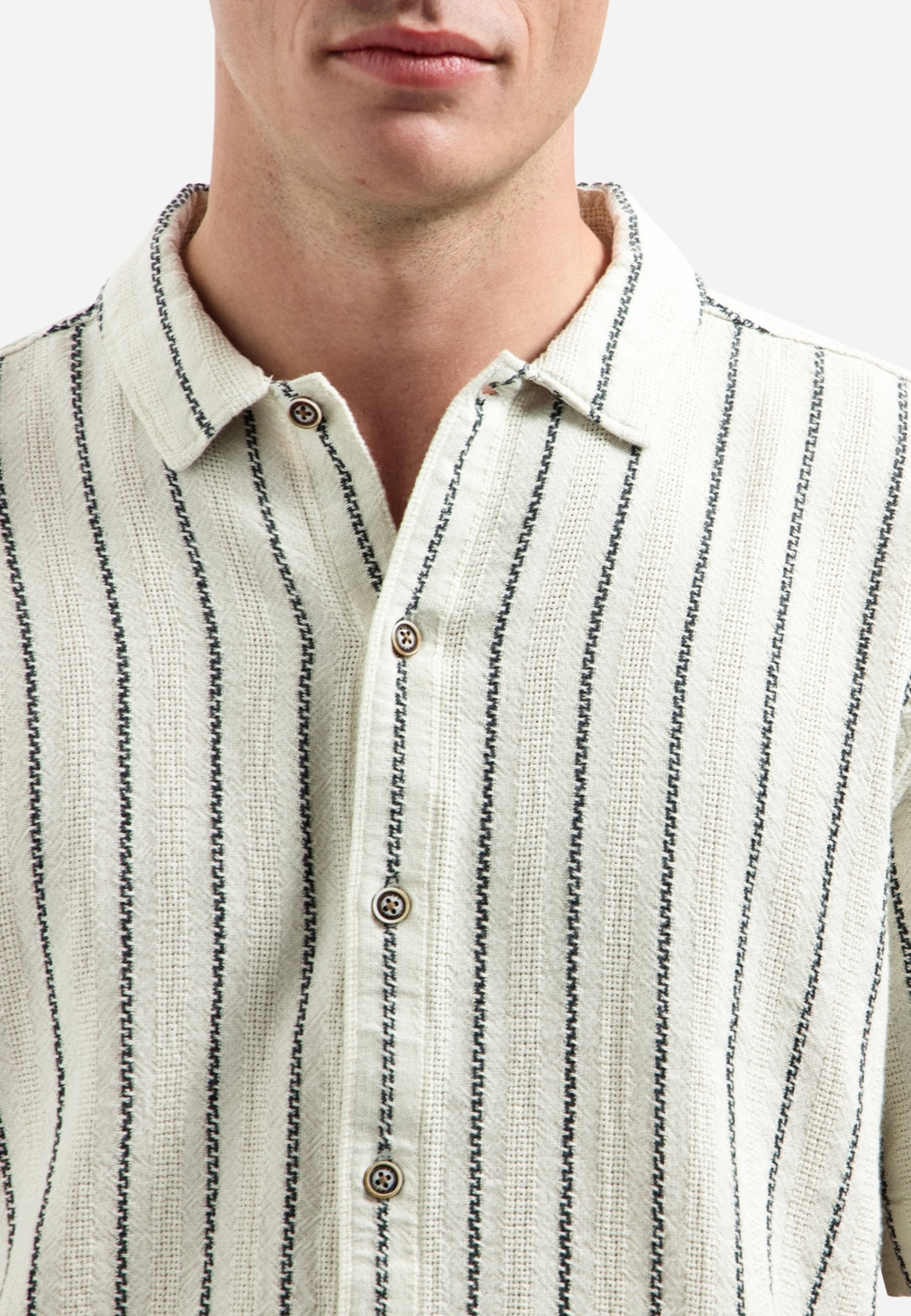 STRIPED SHORT-SLEEVED  Media 6