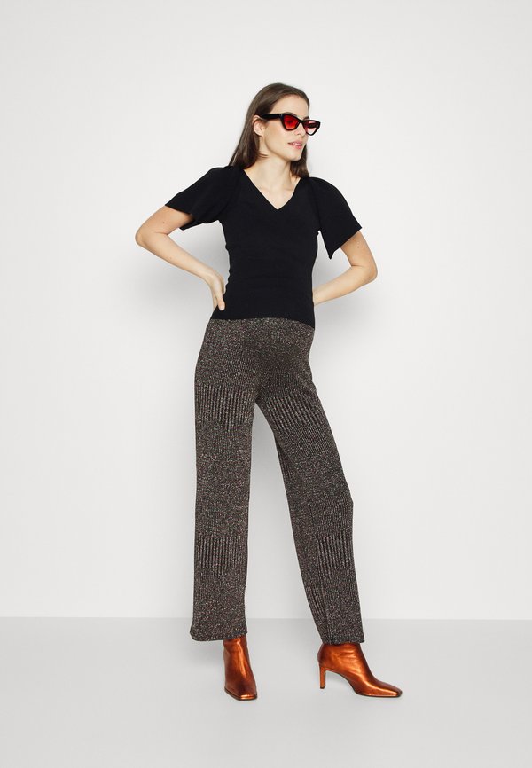 Vero Moda Maternity VMMGINNY V NECK
