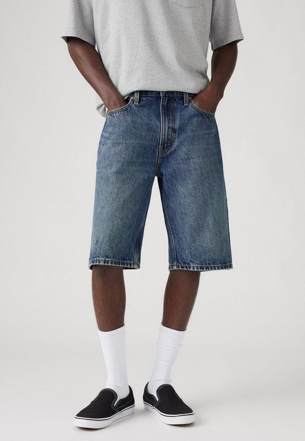 Levi's® 469® LOOSE SHORTS - Denim shorts - indigo heartbreak