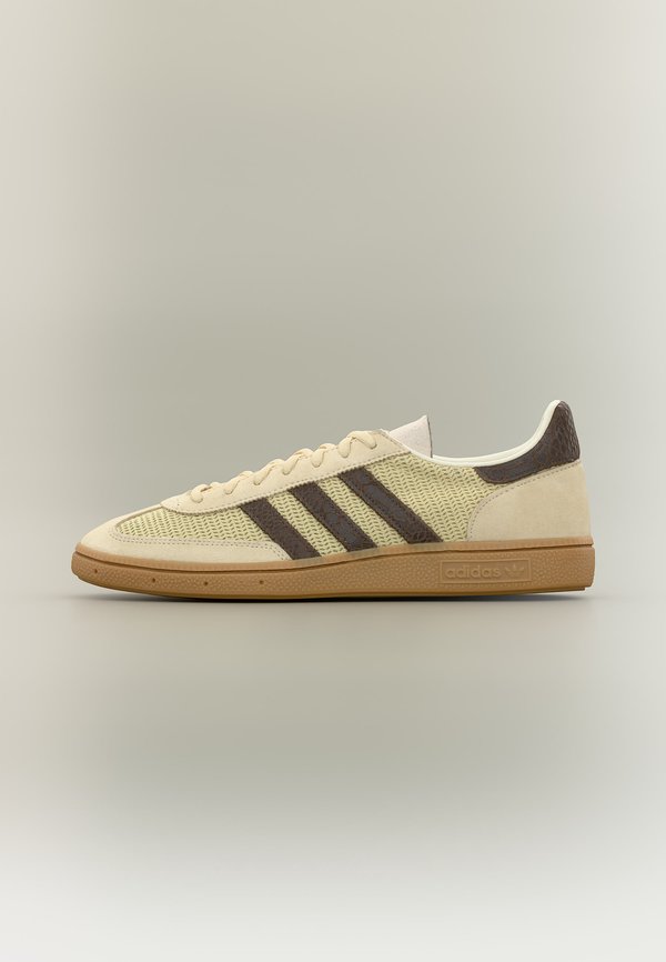 adidas Originals HANDBALL SPEZIAL UNISEX - Trainers - dual yellow/brown/warm vanilla