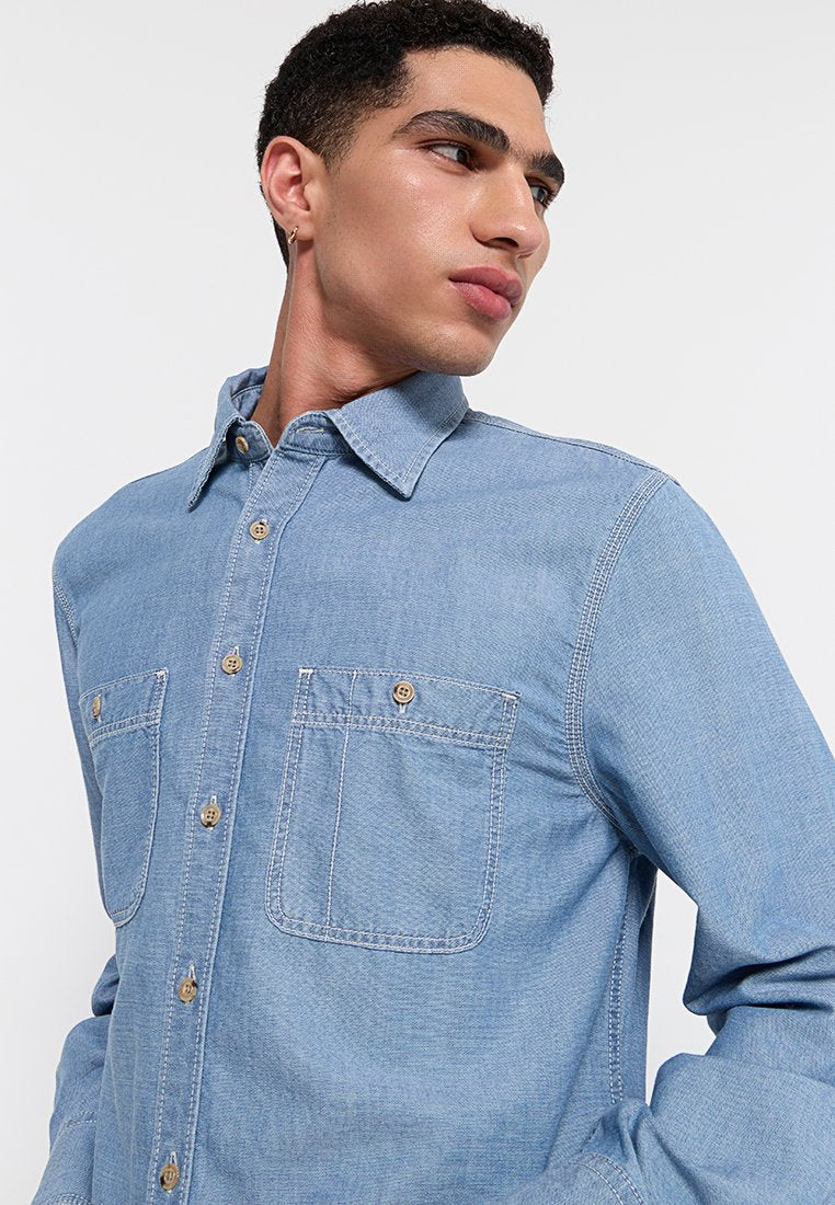 7 for all mankind