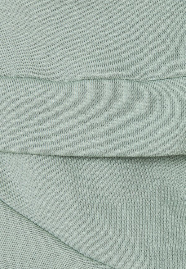 Glamorous Bloom CROPPED
