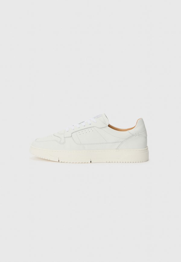 Steve Madden CLIFF