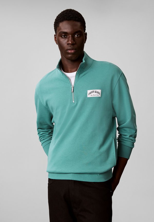 Calvin Klein Jeans Sweatshirt - wild green