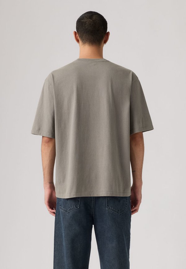 Levi's® TEE
