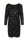 Schwarzes Pailletten-Kleid mit langen Ärmeln und runder Ausschnitt. Hat ein Blumenmuster, das aus Pailletten auf einem strukturierten Stoff besteht.