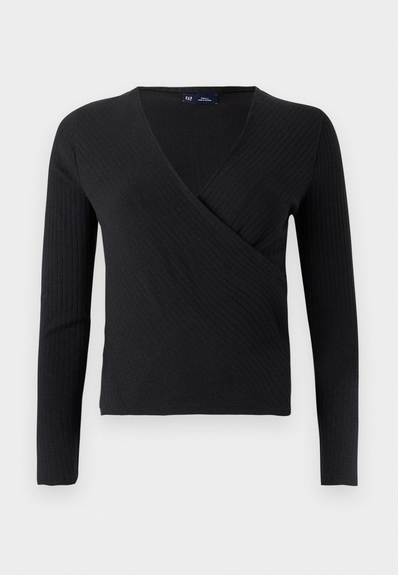 Schwarzes, geripptes Wickelshirt mit langen Ärmeln, V-Ausschnitt und figurbetontem Schnitt. Weiche Textur und minimalistischer Stil.