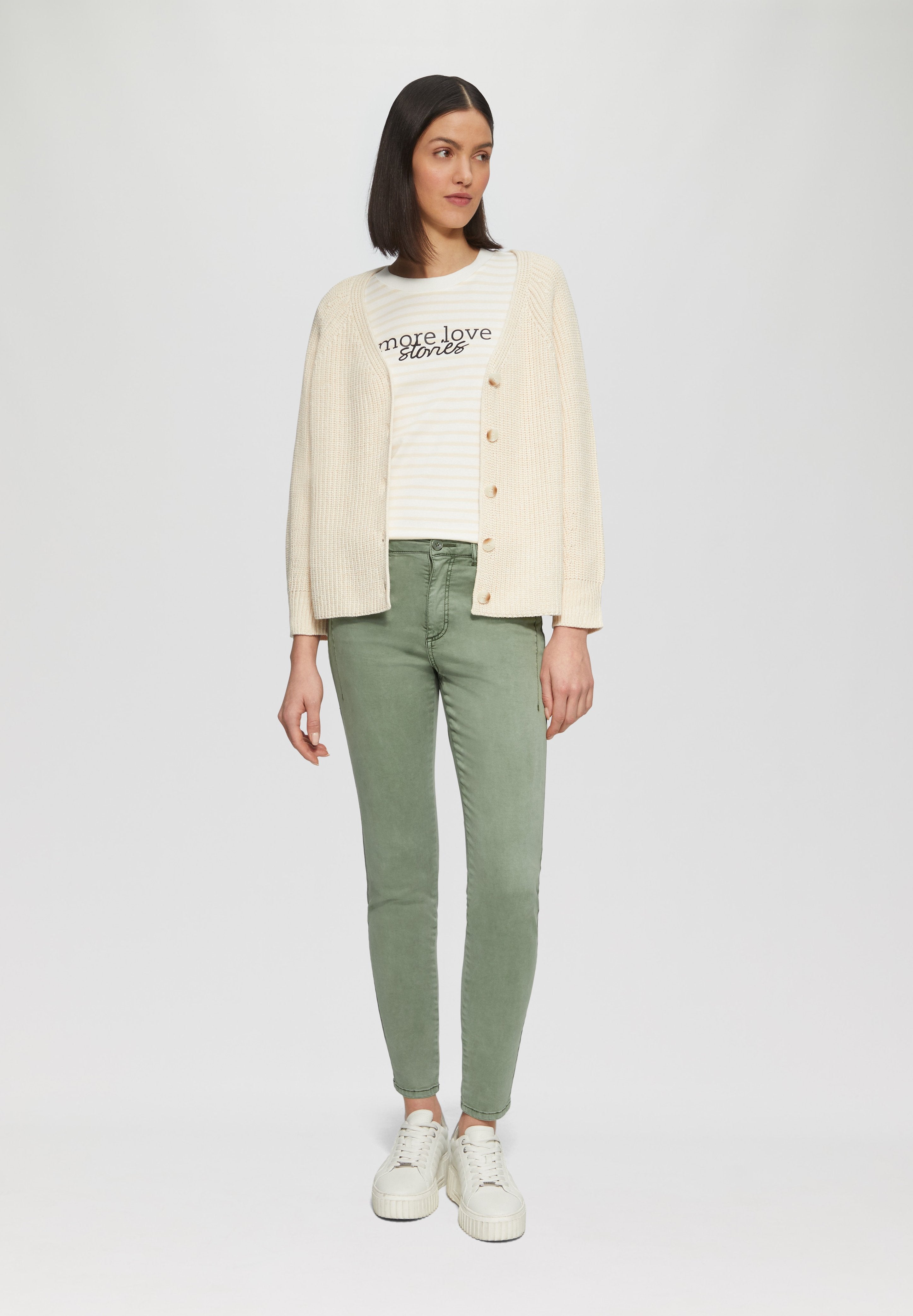 SLIM-FIT Media 2