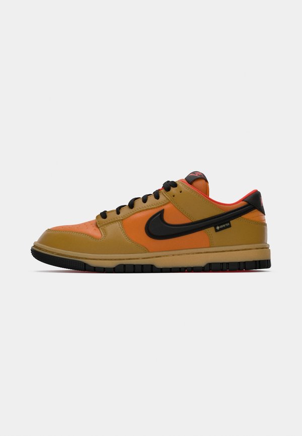 Nike Sportswear DUNK LOW GTX - Trainers - wheat/black/ceramic