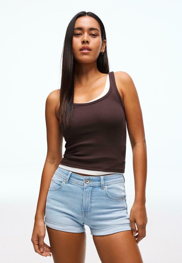 Bershka ROLL-UP - Denim shorts - light blue