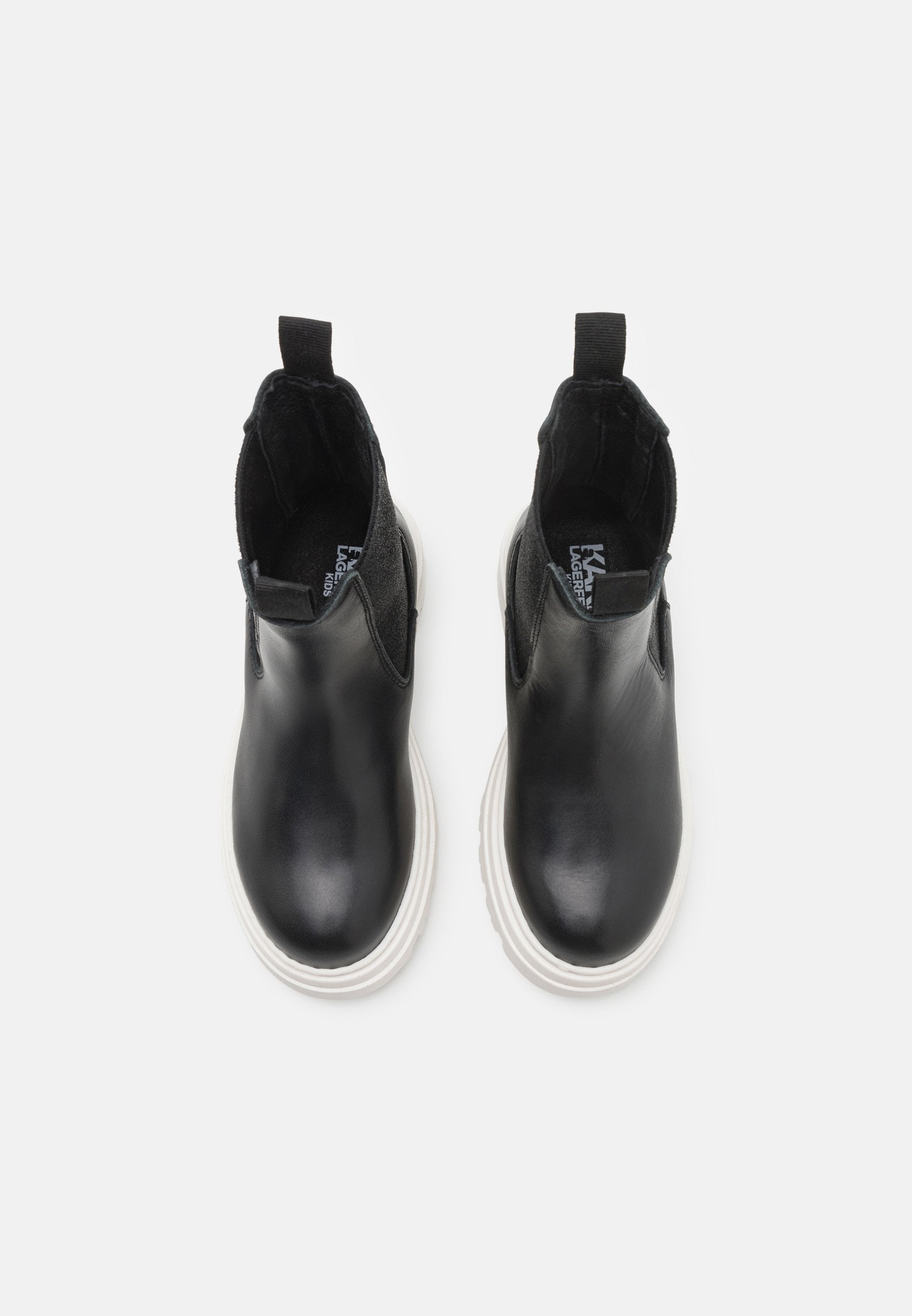 BOOTS Media 4