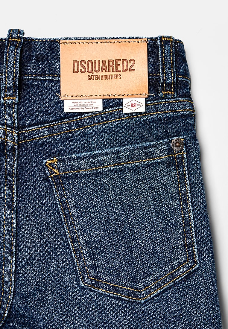 Dsquared2