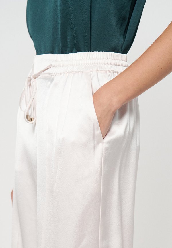 Ted Baker UMAIBO