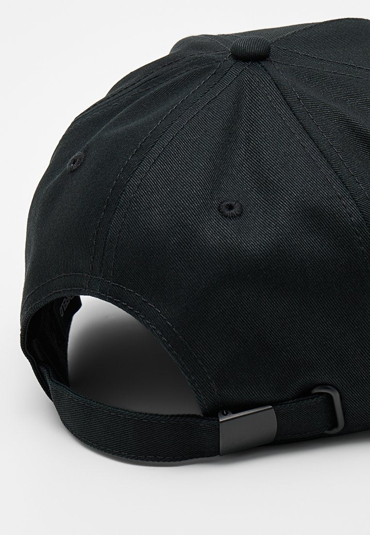 UNISEX Media 5