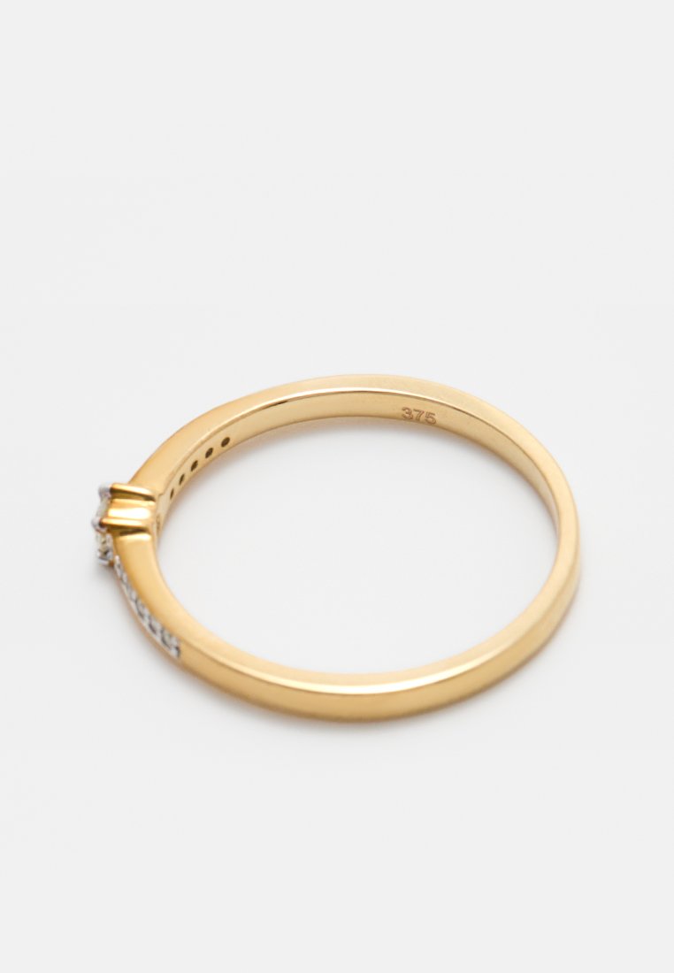 Revoni 0.11 CT DIAMOND
