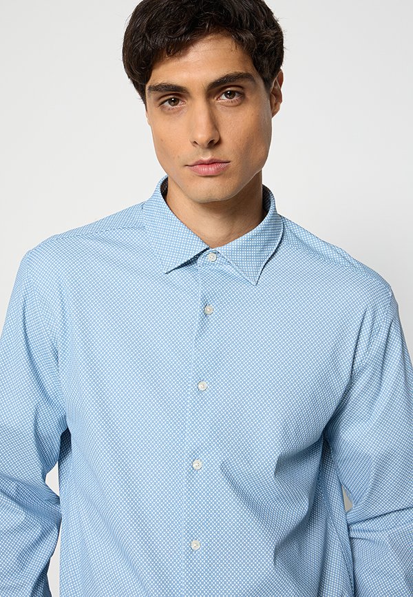 Michael Kors SLIM FIT