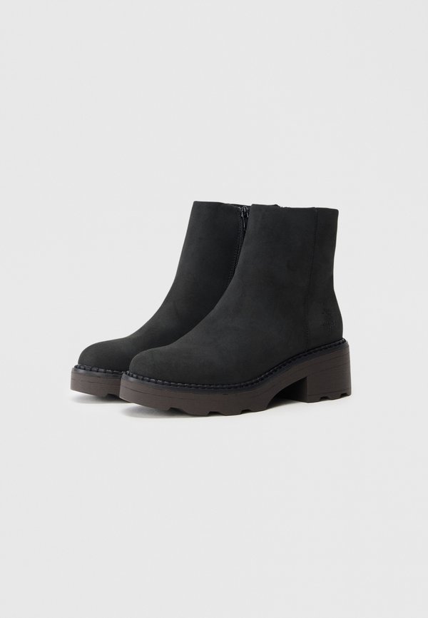 U.S. Polo Assn.