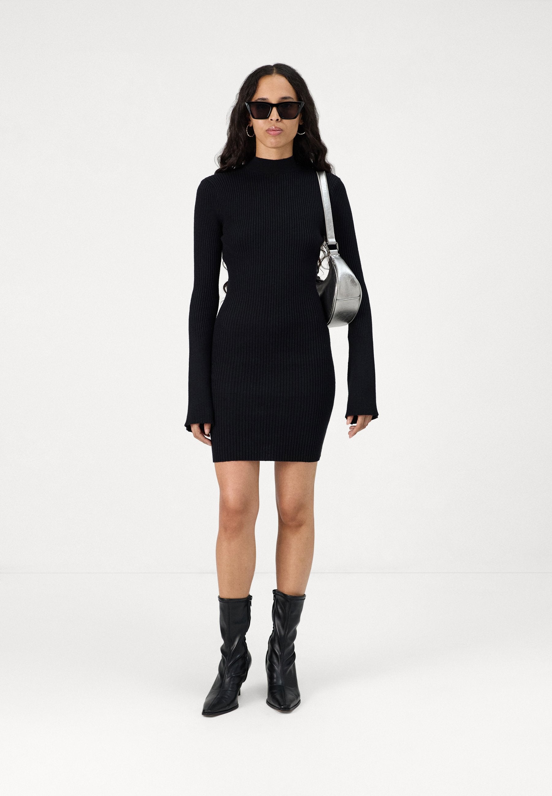 SOMETHINGNEW SNRUPI MINI DRESS